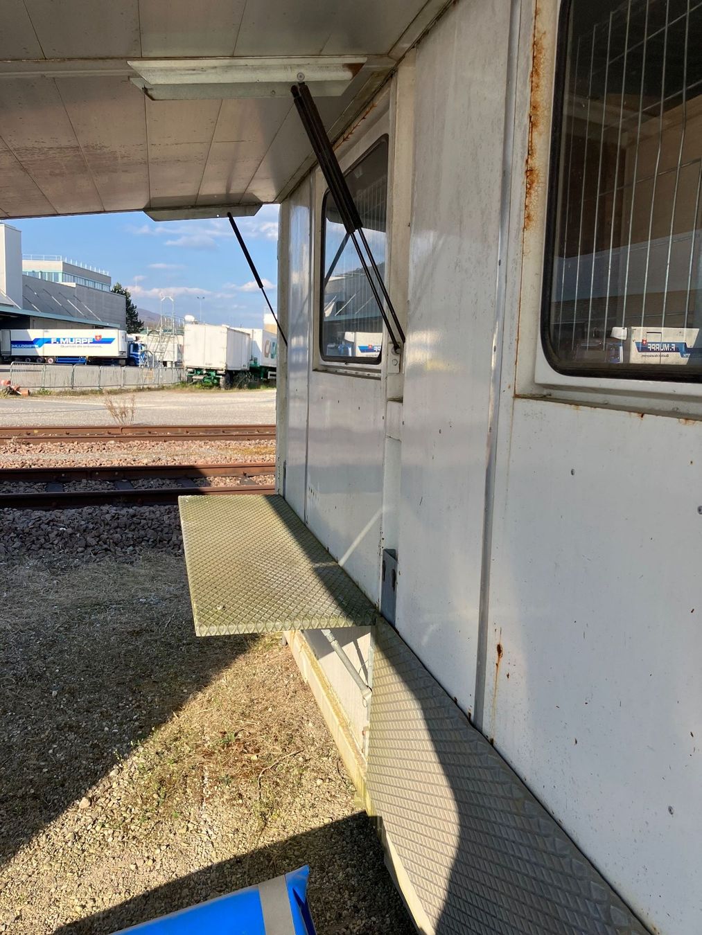 Baucontainer: Forstcontainer/ Absetzcontainer/ Baustellencontainer – Gebraucht aus Oberbuchsiten von Mrtruck 3