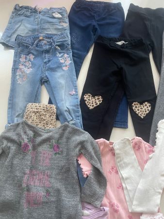 Kleiderpaket Mädchen Disney, H&M, Benetton, Manor.. 16 Teile