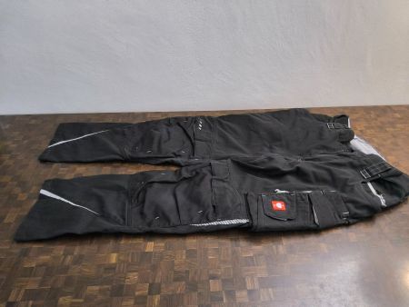 Herrenhose Engelbert Strauss mit Belüftungsschlitze