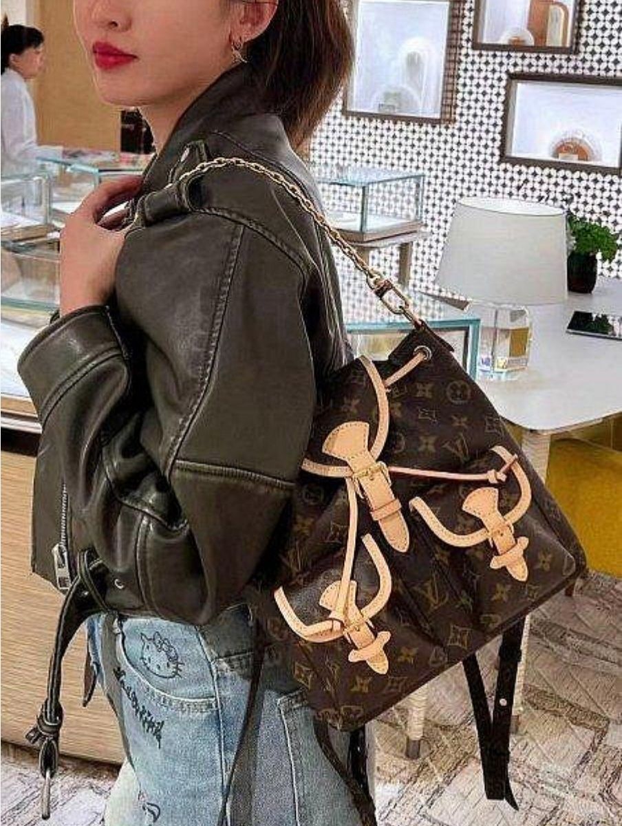 Borse da donna: ✨ LOUIS VUITTON Monogram Excursion PM Backpack – Nuovo (secondo la descrizione) da Thun venduto da ken2009 7