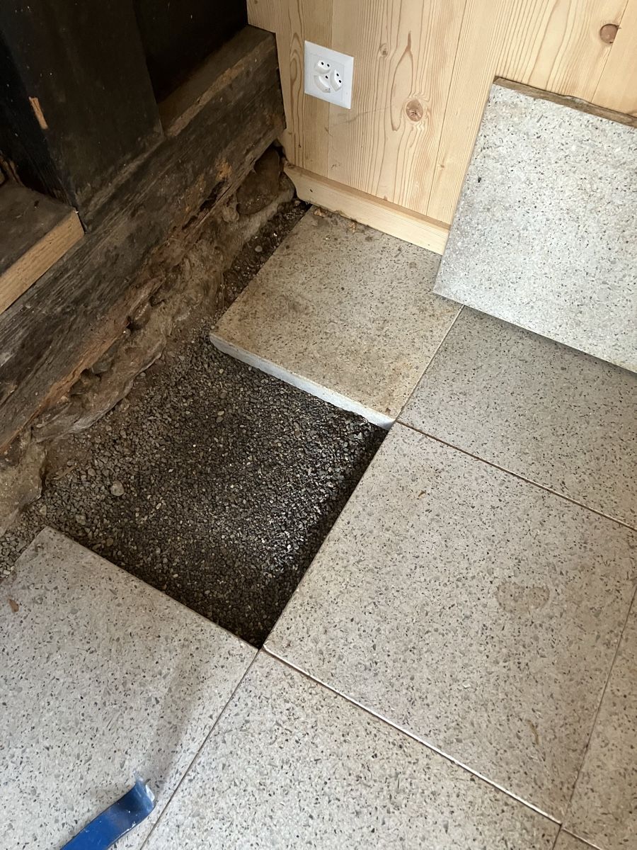Revêtements de sol: Gartenplatten geschliffen – D'occasion à Belp par Magy2 4