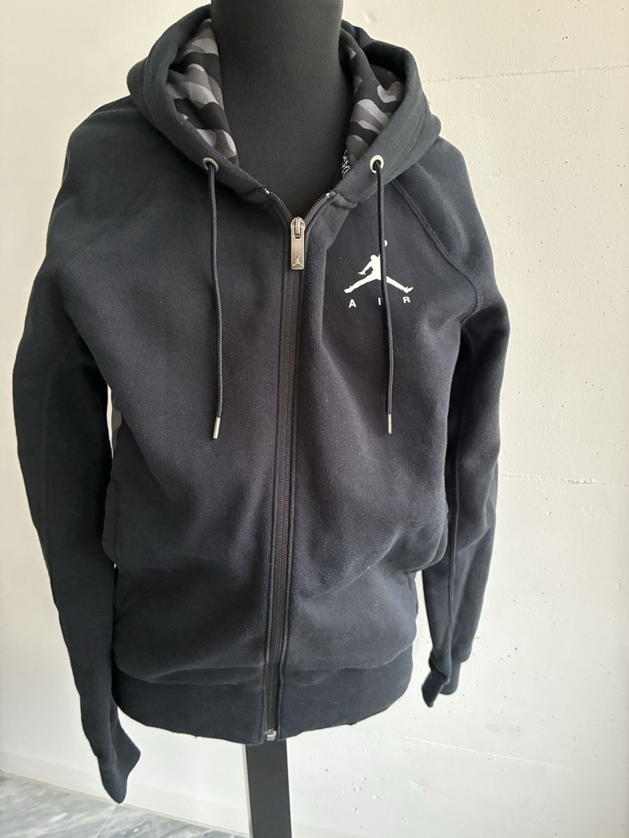 Jordan Jacken: JORDAN Kapuzenjacke – Neu (gemäss Beschreibung) aus Bern von secondhand_and_more