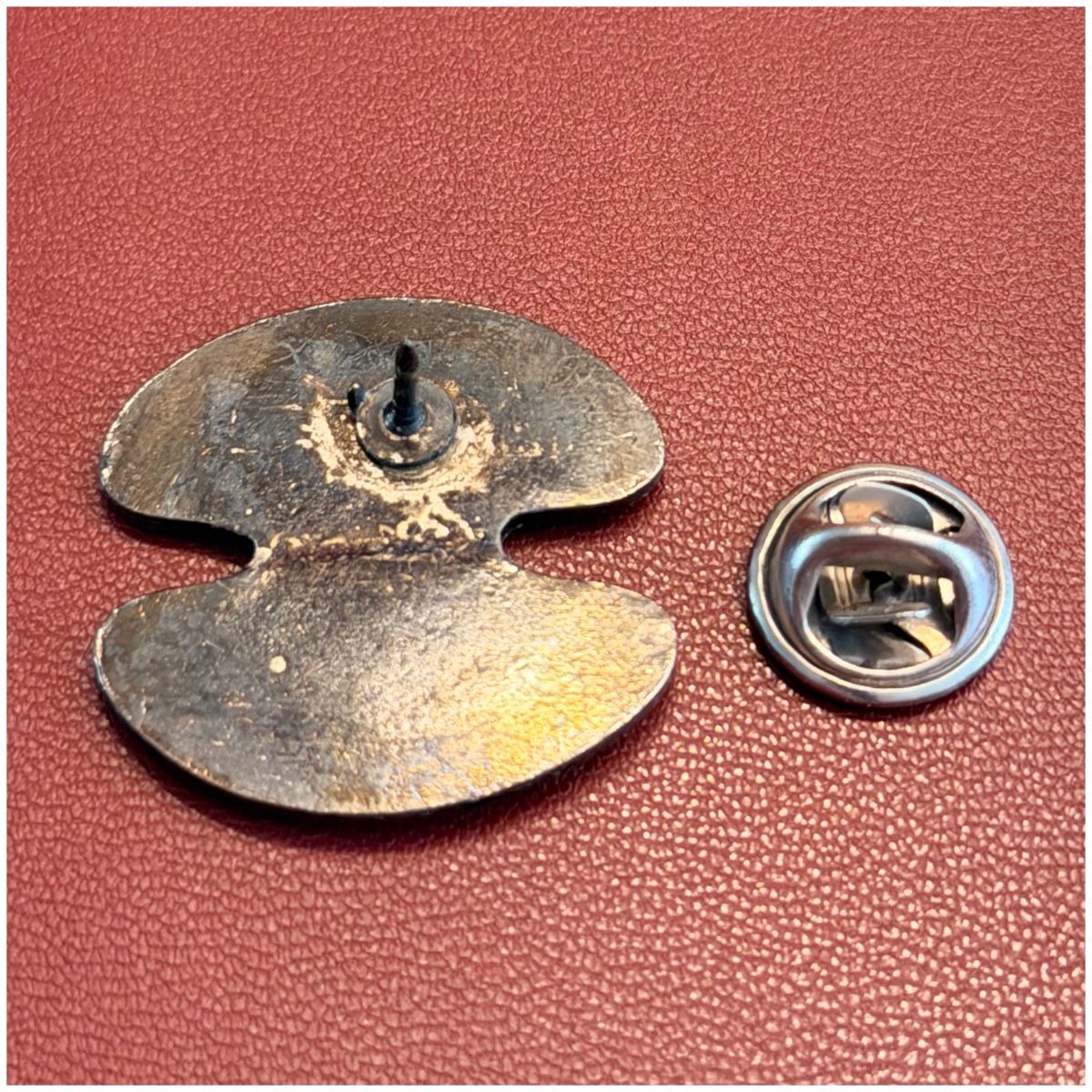 Placchette & Badge: Lapel Pin der CAD-Softwareprodukte ELTECAD und DeviCAD – Nuovo (secondo la descrizione) da Schlieren venduto da RoPue 1