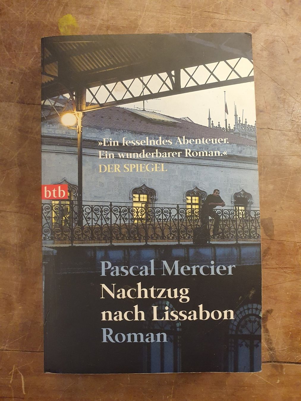 Libri: Nachtzug nach Lissabon - Pascal mercier - BTB – Usato da Zürich venduto da loosebone