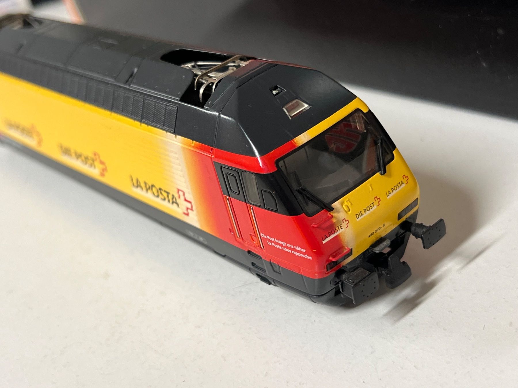 Hag Modellini di ferrovie: HAG Re 4/4 SBB POST Typ 460 Nr.281 H0 DC Analog – Usato da Neuenhof venduto da ludovicco 4