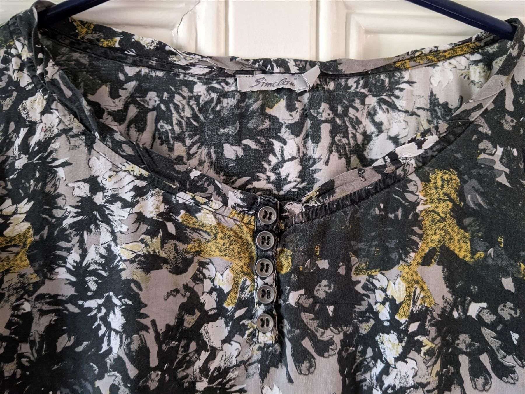 Blusen: SIMCLAN : Blouse imprimée 38-40 – Neu (gemäss Beschreibung) aus Petit-Lancy von lilycerise 1