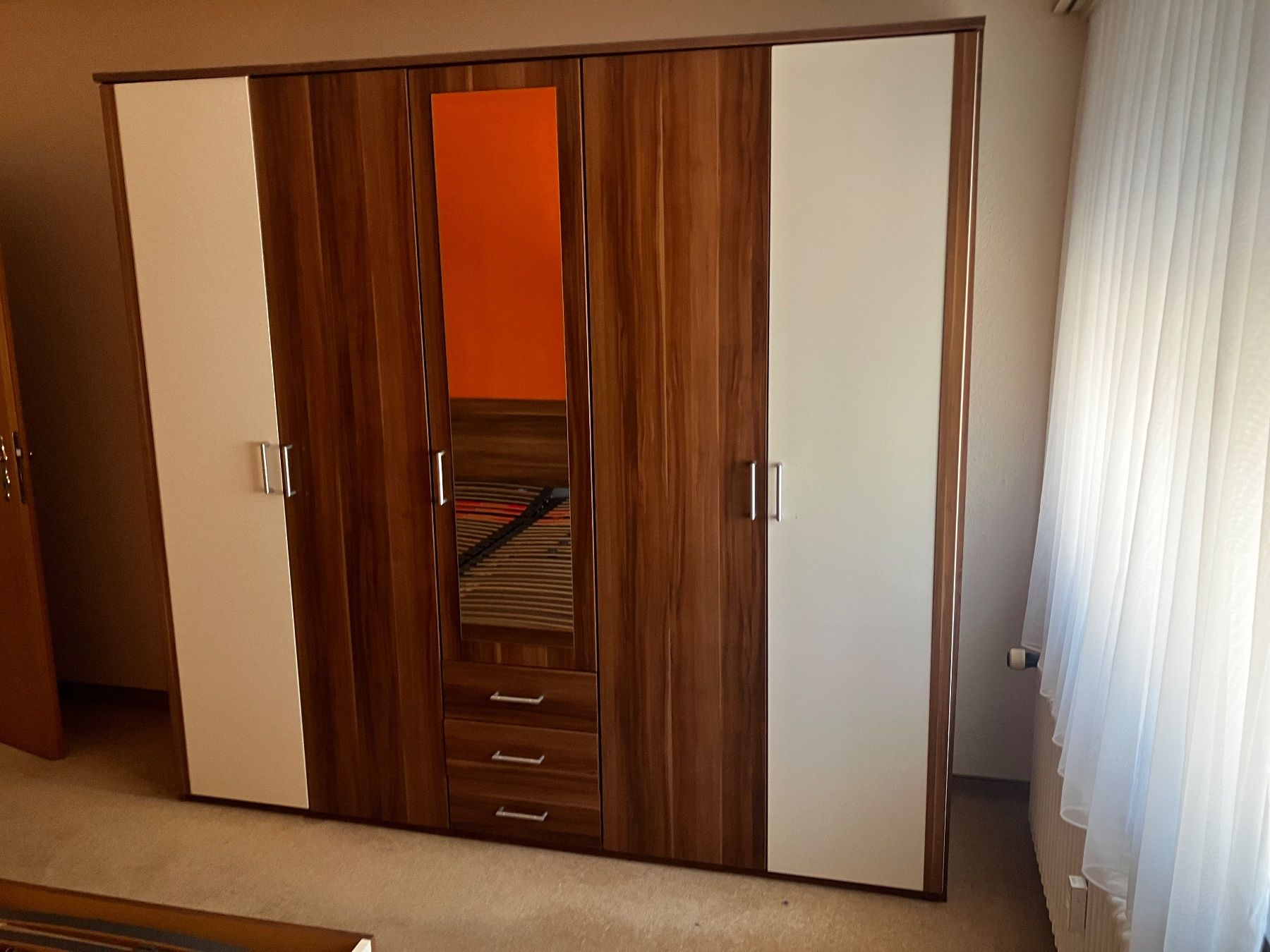 Lits: Schlafzimmer komplett – D'occasion à Wald ZH par cat_75j2 1