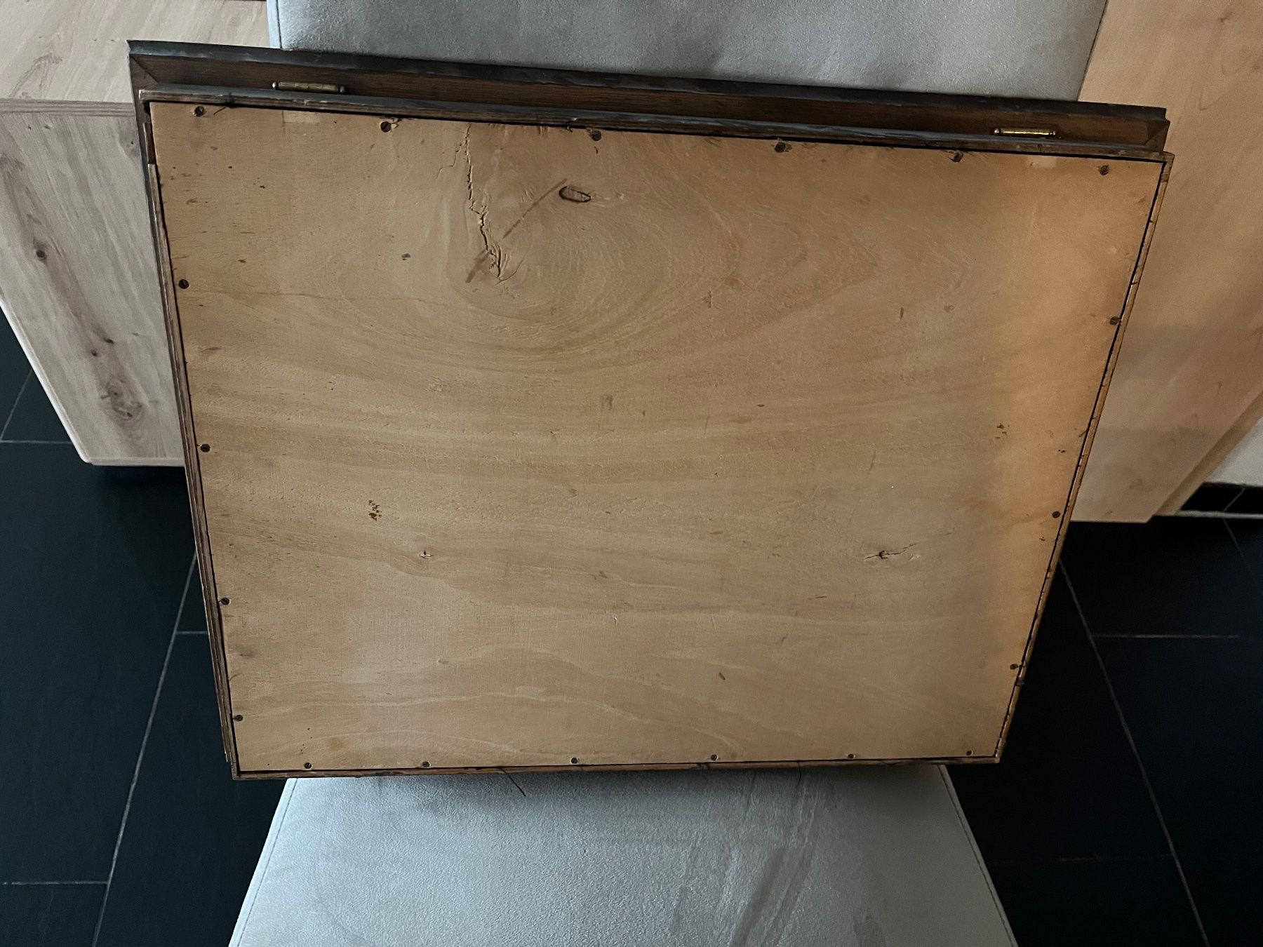 Vetrine: Holz Vitrine Vintage mit Samt Innenfutter – Usato da Neuenhof venduto da Pixeline 2