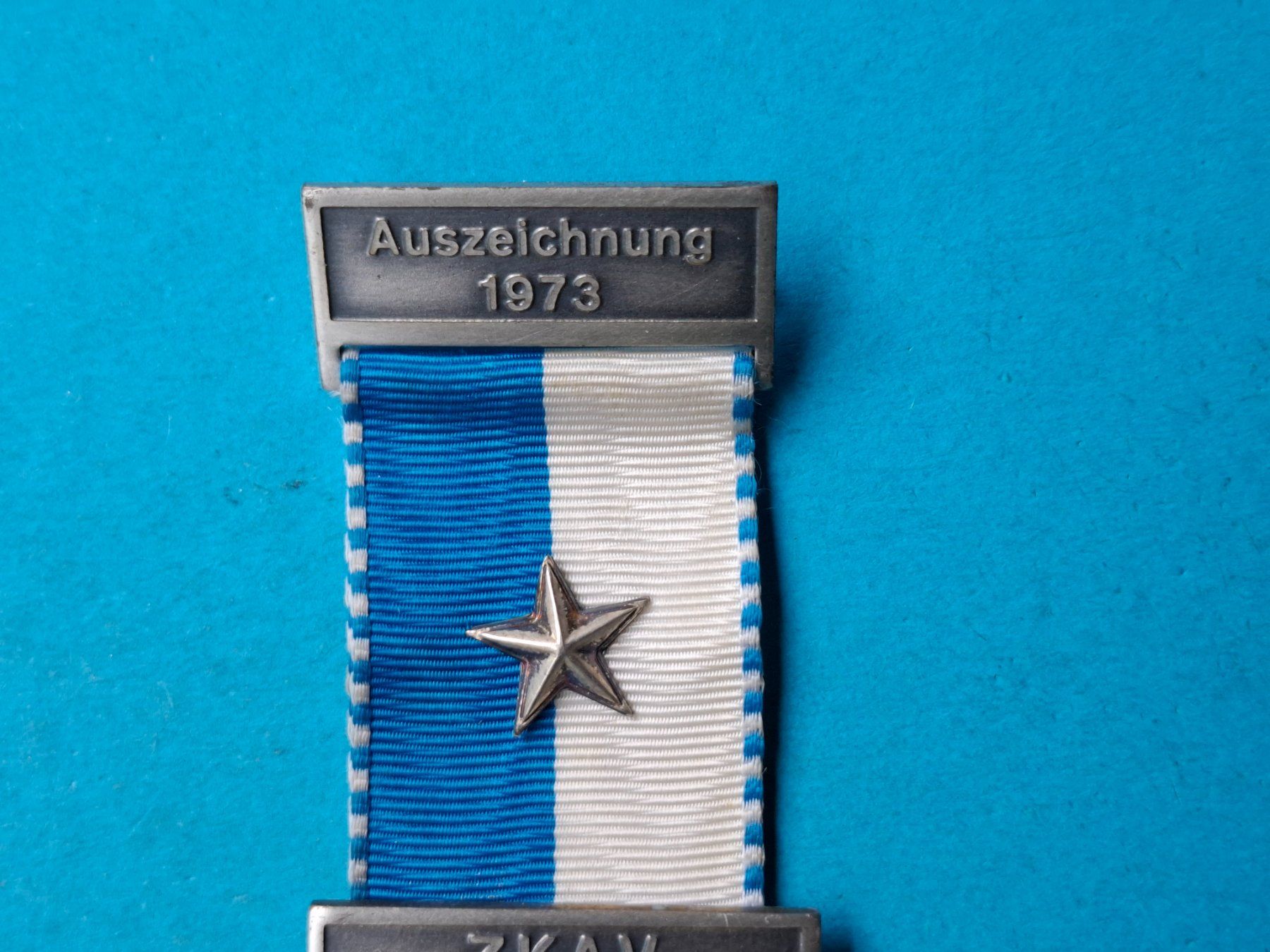 Medaillen: Armbrust ZKAV 1973 (z156) – Gebraucht aus Schwanden GL von Suvorov 1