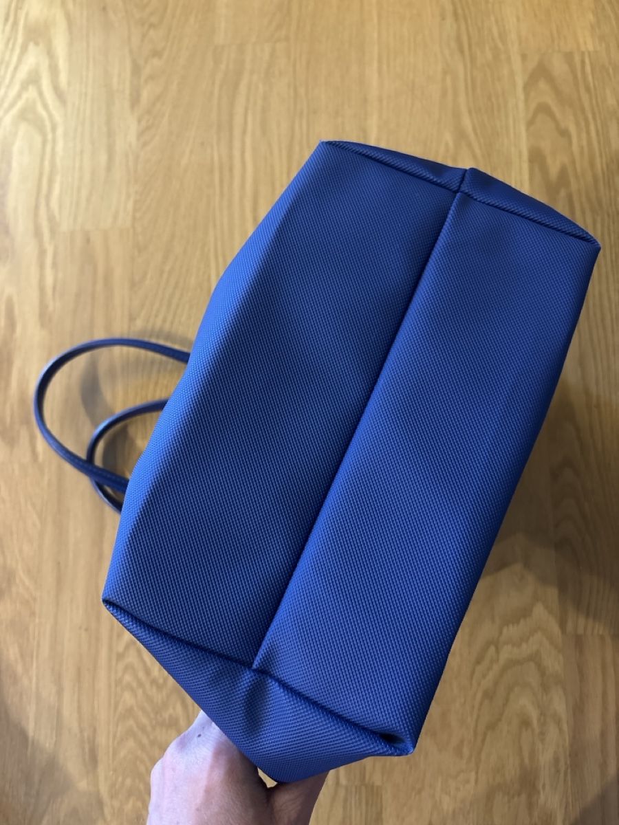 Lacoste Taschen für Damen: Lacoste Tasche hellblau klein – Gebraucht aus Rünenberg von ZwergLi100 3