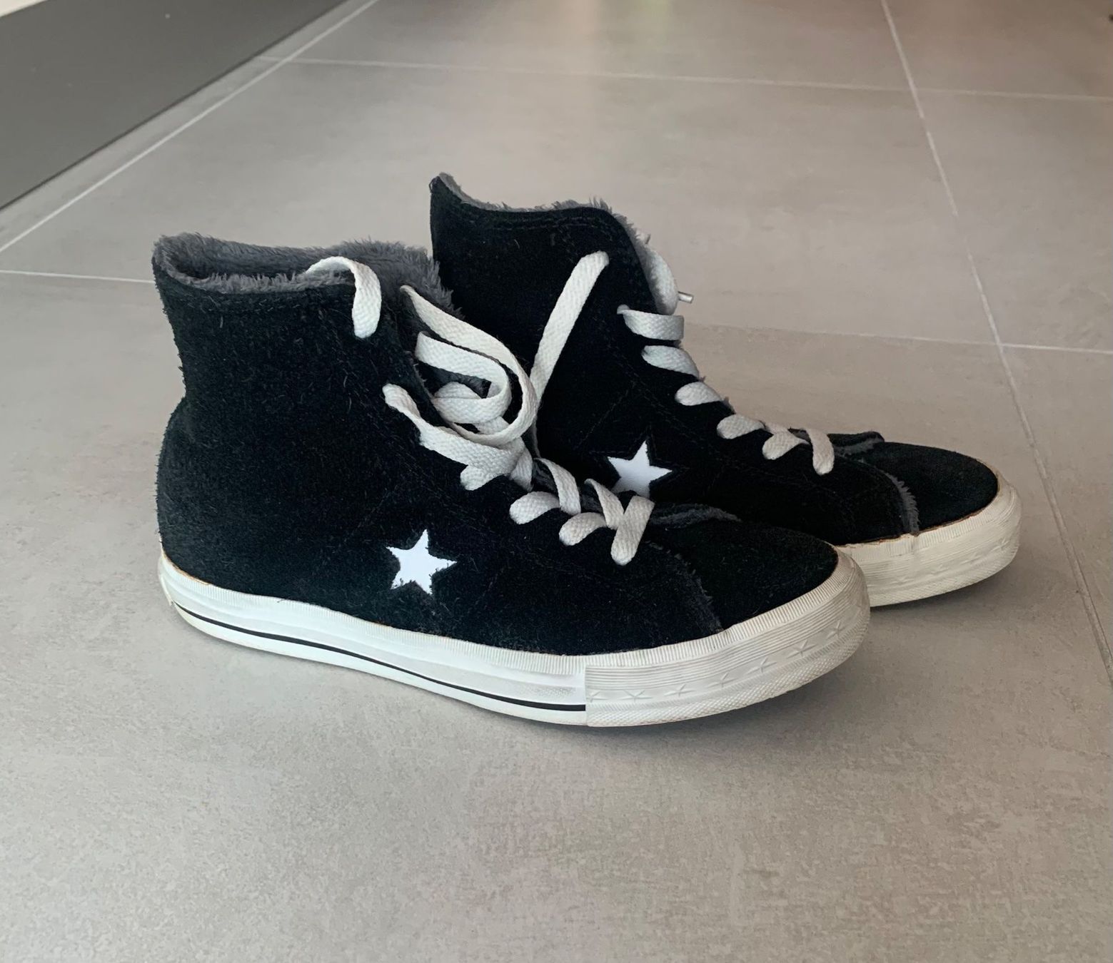 Converse Schuhe für Mädchen: Converse sneaker nere foderate num. 37 – Gebraucht aus Minusio von murimiri 4