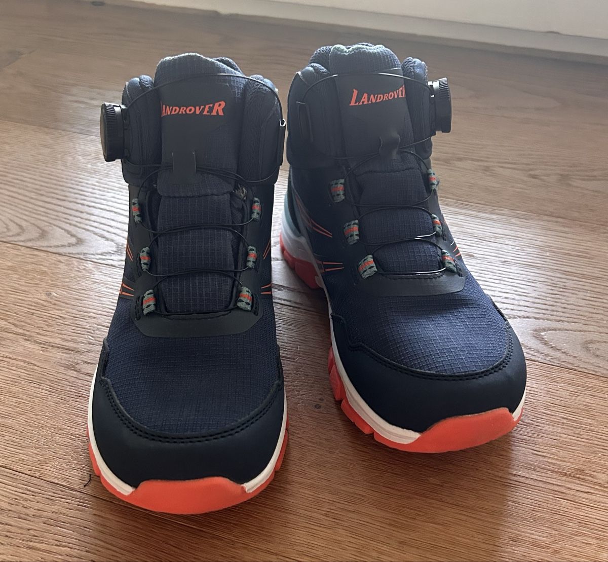 Landrover Schuhe für Jungen: Landrover Trekking-Schuh – Neu (gemäss Beschreibung) aus Auslikon von Trollkjerring