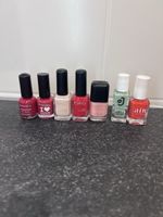 Lot de 7 vernis à ongles variés, deux sont Bio et neufs