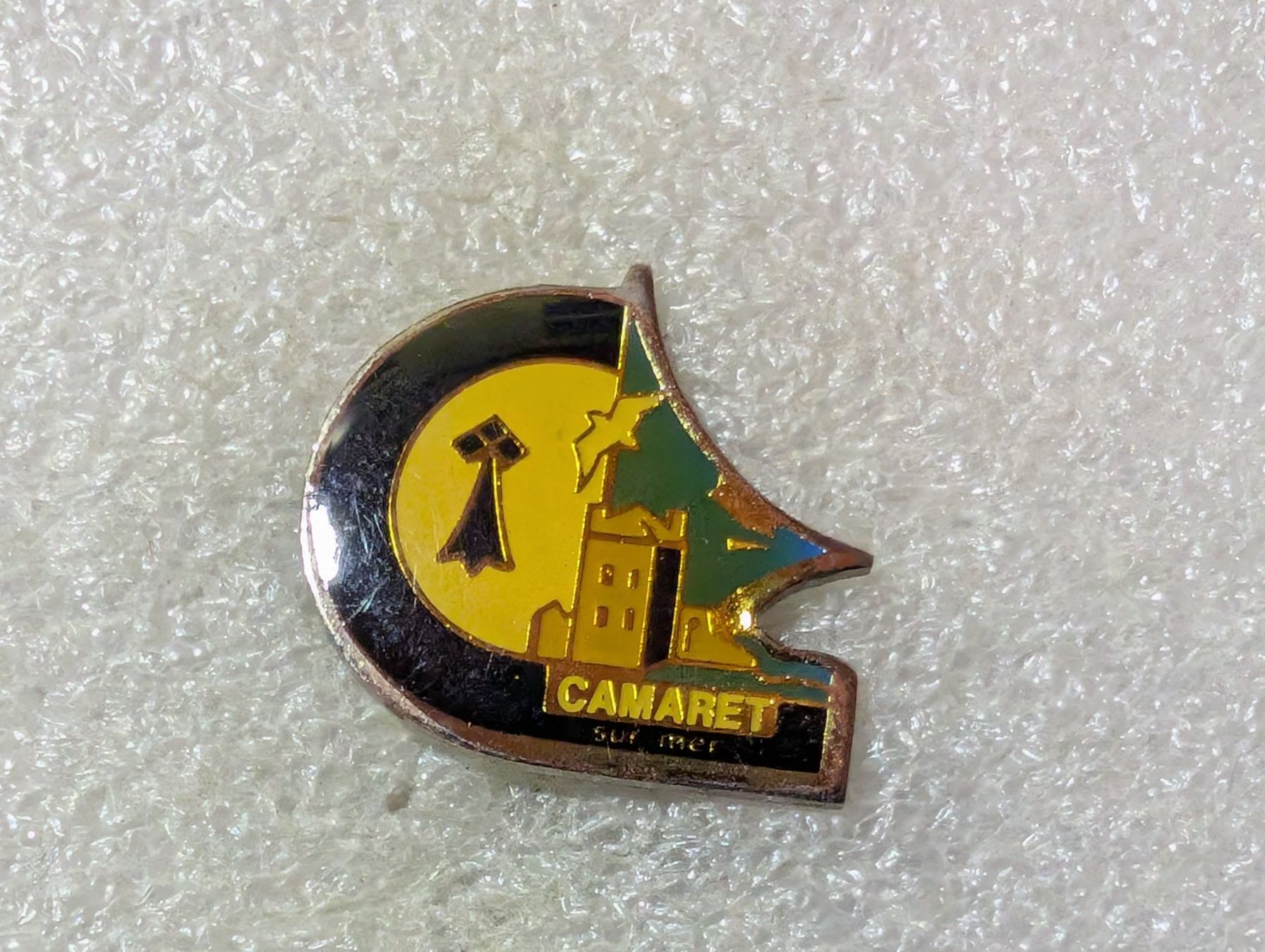 Plaketten & Abzeichen: Ansteckpin 107: Camaret – Gebraucht aus Oppligen von Pin-Fall-Shop