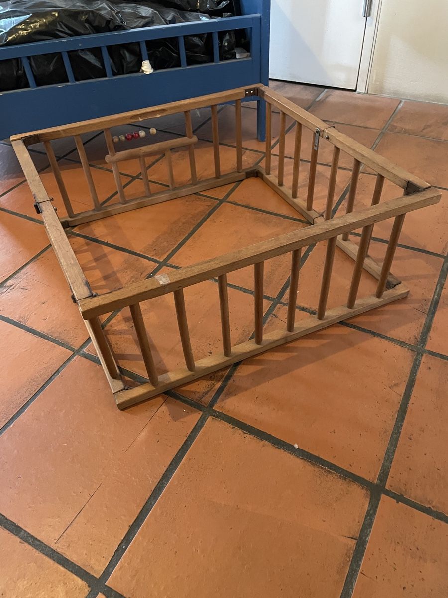 Giocattoli: Puppenbett – Usato da Chur venduto da Tobina 1