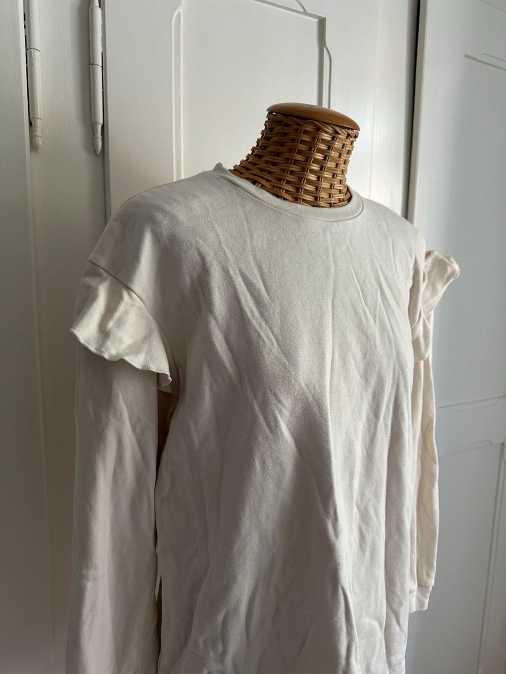 Intimissimi Maglioni & Felpe: INTIMISSIMI - Pullover beige leicht S – Usato da Zürich venduto da Diazaio 1