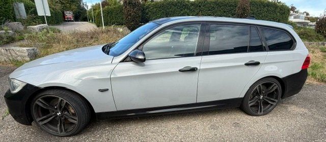 BMW Autos: BME 335 xi Touring  E91 – Gebraucht aus Horgen von Ga123 2