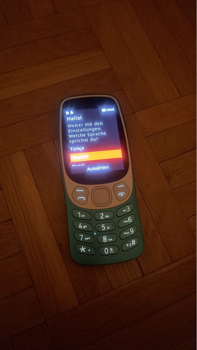 Nokia Telefoni cellulari / Smartphones: Nokia 3210 (2024)  – Usato da Bern venduto da thi_9gyw