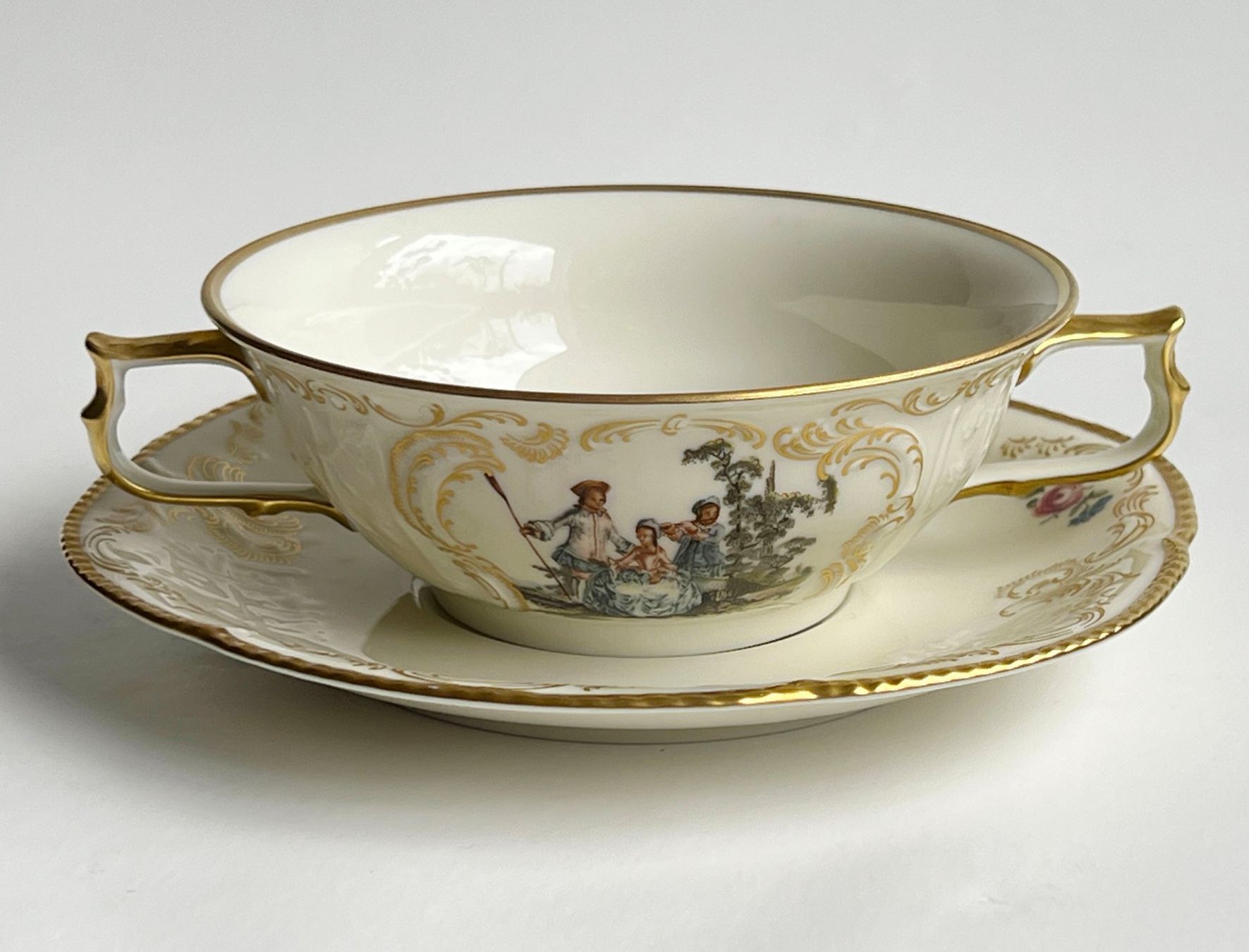 Rosenthal Tasses: ROSENTHAL**COLLECTION CLASSIC ROSE**SUPPENTASSE***** – D'occasion à Dübendorf par Orchid18