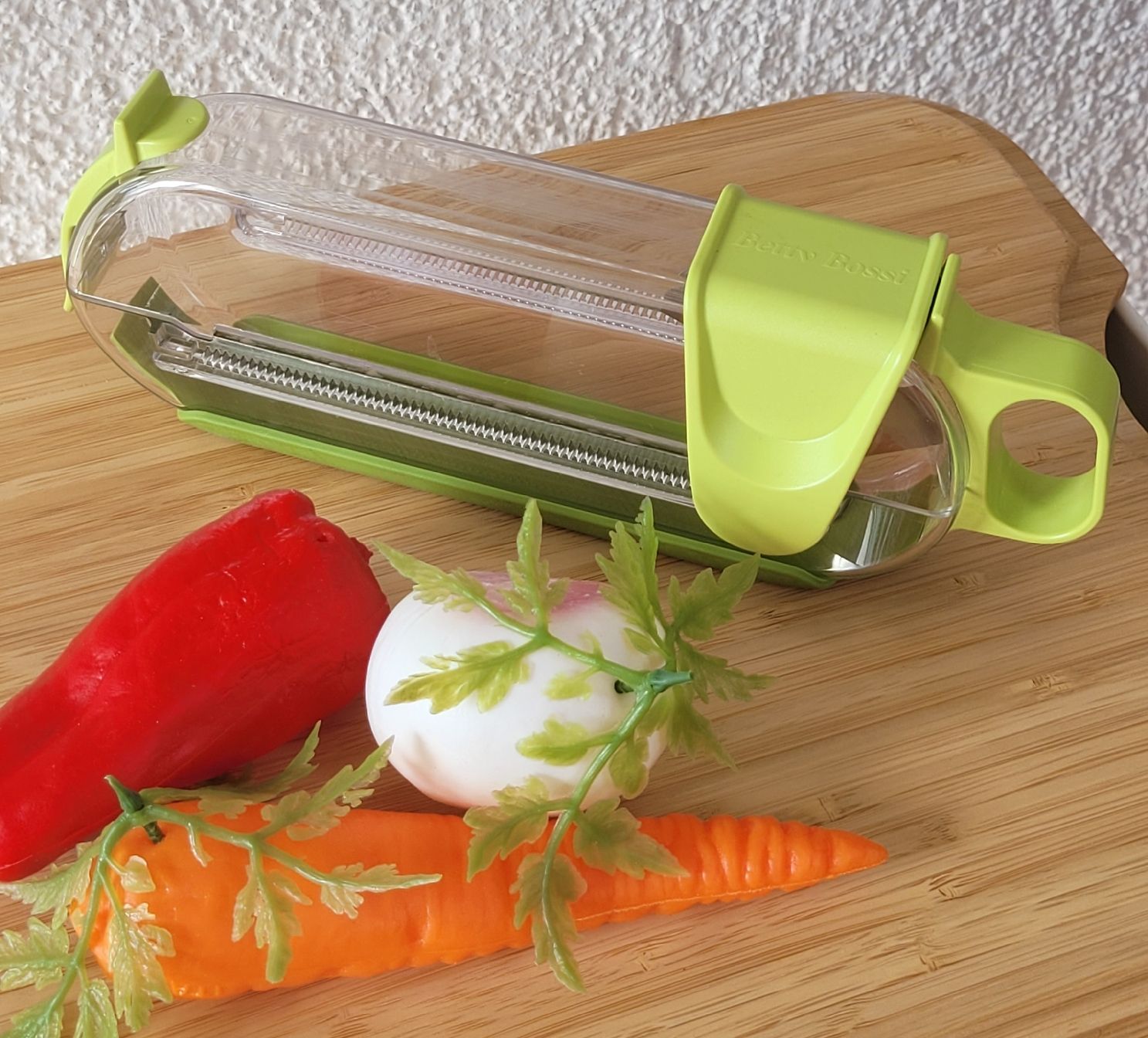 Betty Bossi Appareils de cuisine: Betty Bossi Multischneider Rizzo Razzo – D'occasion à Buttikon SZ par Renco