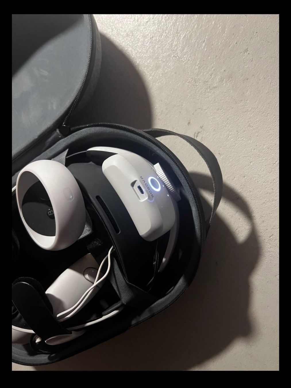 Meta VR Brille: OCULUS Quest 2 256gb + accessories – Gebraucht aus Glattpark(Opfikon) von Carpri 4