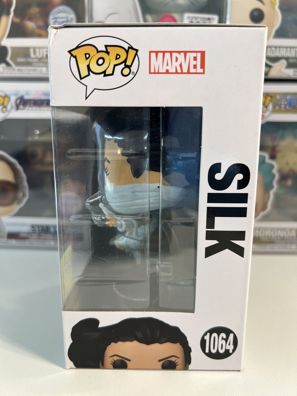 Funko Statuette: Funko POP! Marvel Spider-Man - Silk Edition Limitée Summer – Nuovo e nell'imballaggio originale da Le Mouret venduto da perfectbijou 3