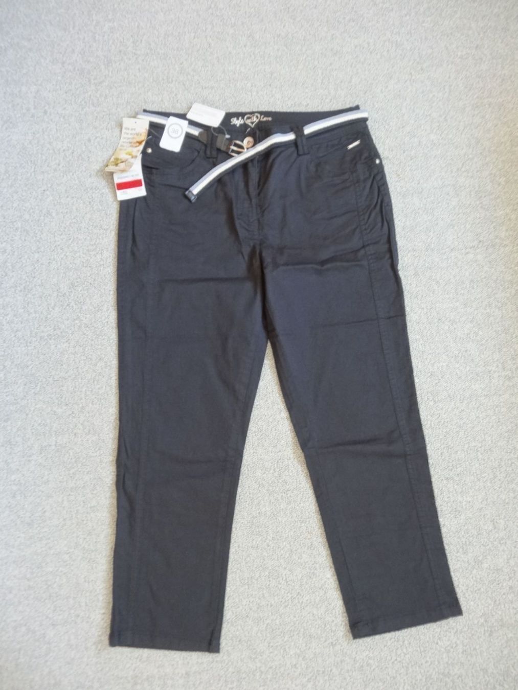 Pantaloni: Hose Gr 38. Fabrikneu – Nuovo e nell'imballaggio originale da Rekingen AG venduto da Barmaleus