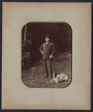 Fotografie Edelmann im Anzug mit Spazier