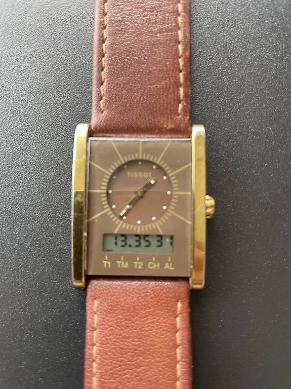 Uhren: Tissot TwoTimer D377 – Gebraucht aus Rottenschwil von smeyerch