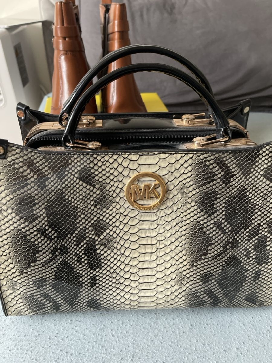 Michael Kors Borse da donna: Tasche Damen MK – Usato da Möhlin venduto da Cippi