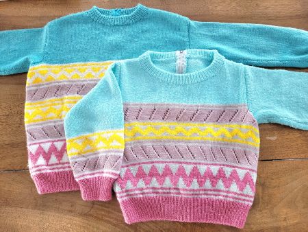 Kinderpulli mit aufwendigem Jacquard-Muster
