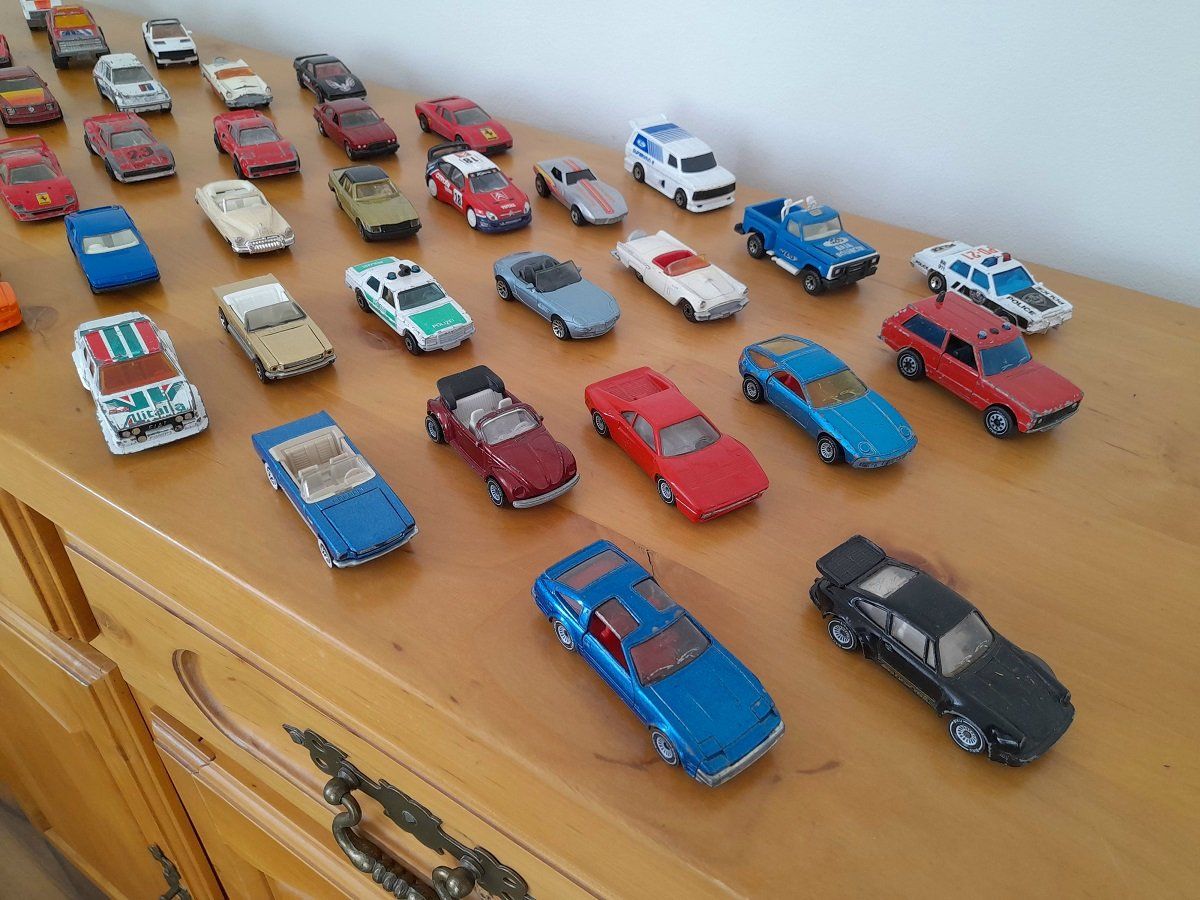 Hot Wheels Modellini d'auto: 1.Satz alte Modellautos Sika Hot Wheels Modellauto Matchbox – Usato da St.Gallen venduto da Seezunge8 5