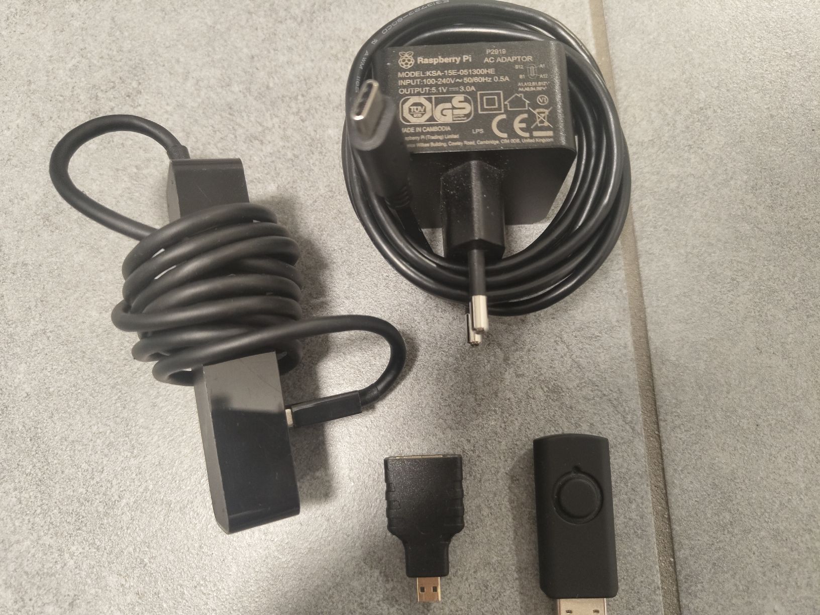 Raspberry Pi PCs: Raspberry Pi 4 4GB Komplettset – Gebraucht aus Frauenfeld von Kepow 4