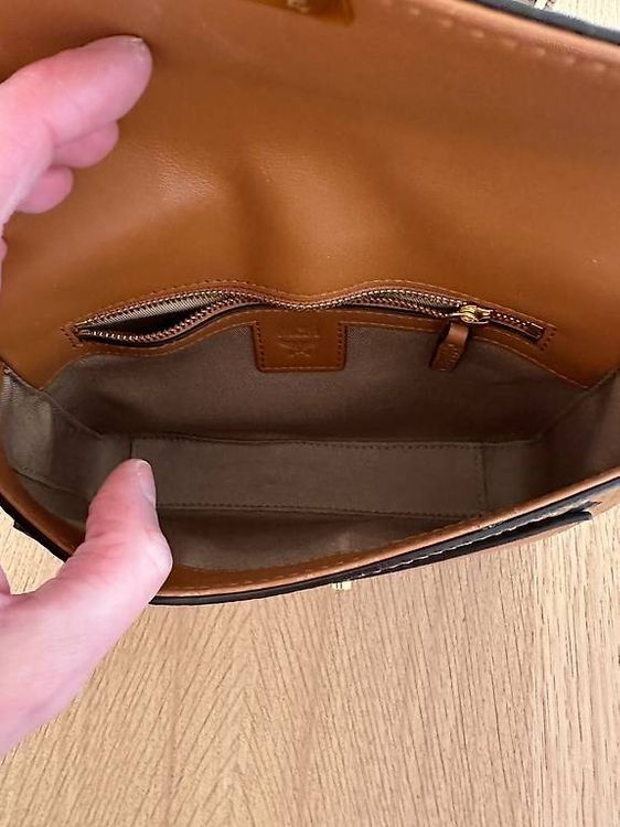 Mcm Borse da donna: MCM Crossbody Millie Camel – Usato da Brügglen venduto da niinelii 4