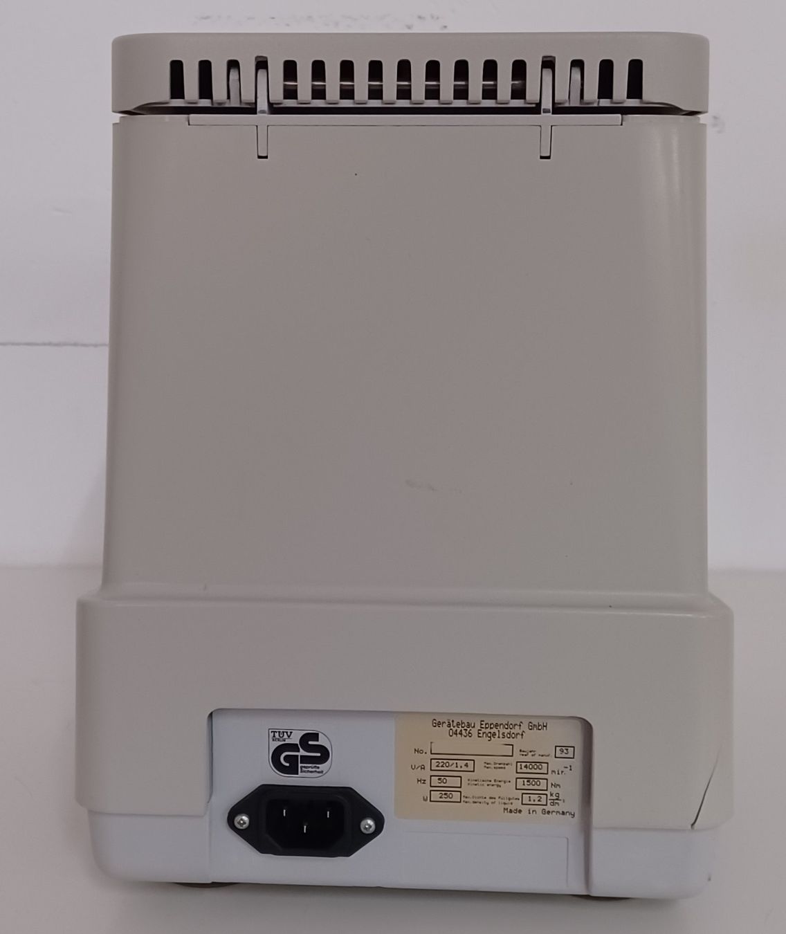 Accessori da laboratorio: Eppendorf 5415 C – Usato da Niederdorf venduto da LeptonAG_Labor 4