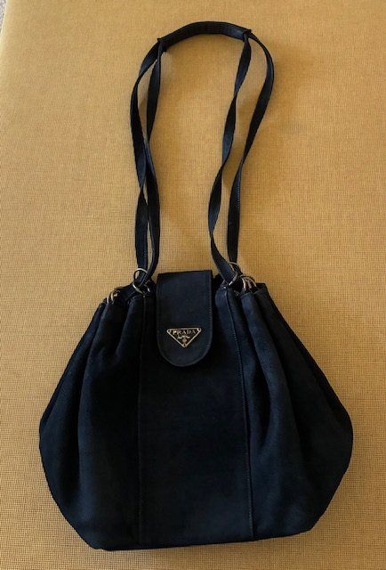 Prada Taschen für Damen: Vintage Prada Tasche – Gebraucht aus Zürich von lakili