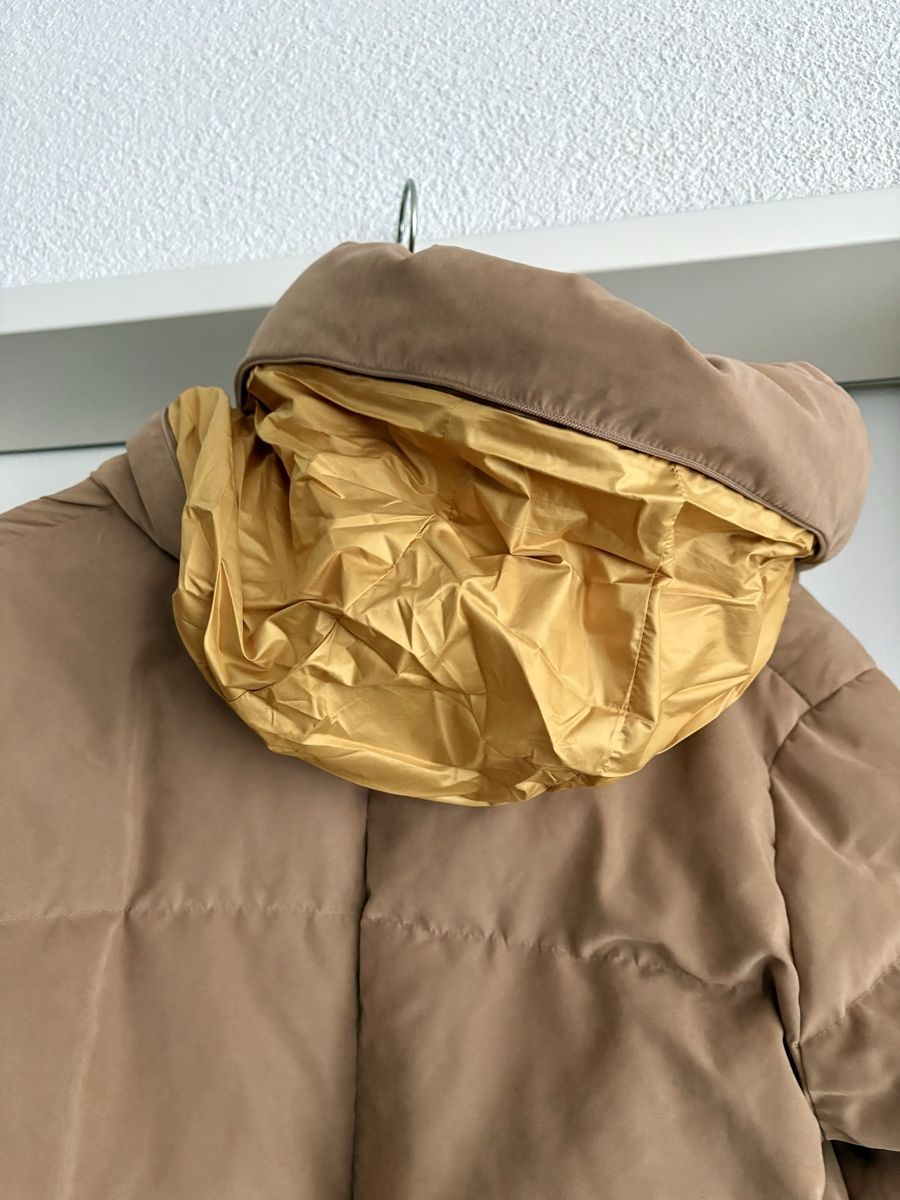Giacche: Cozy Beige Puffer Jacket - perfect for winter Days! – Usato da Zürich venduto da ron_t88f 8