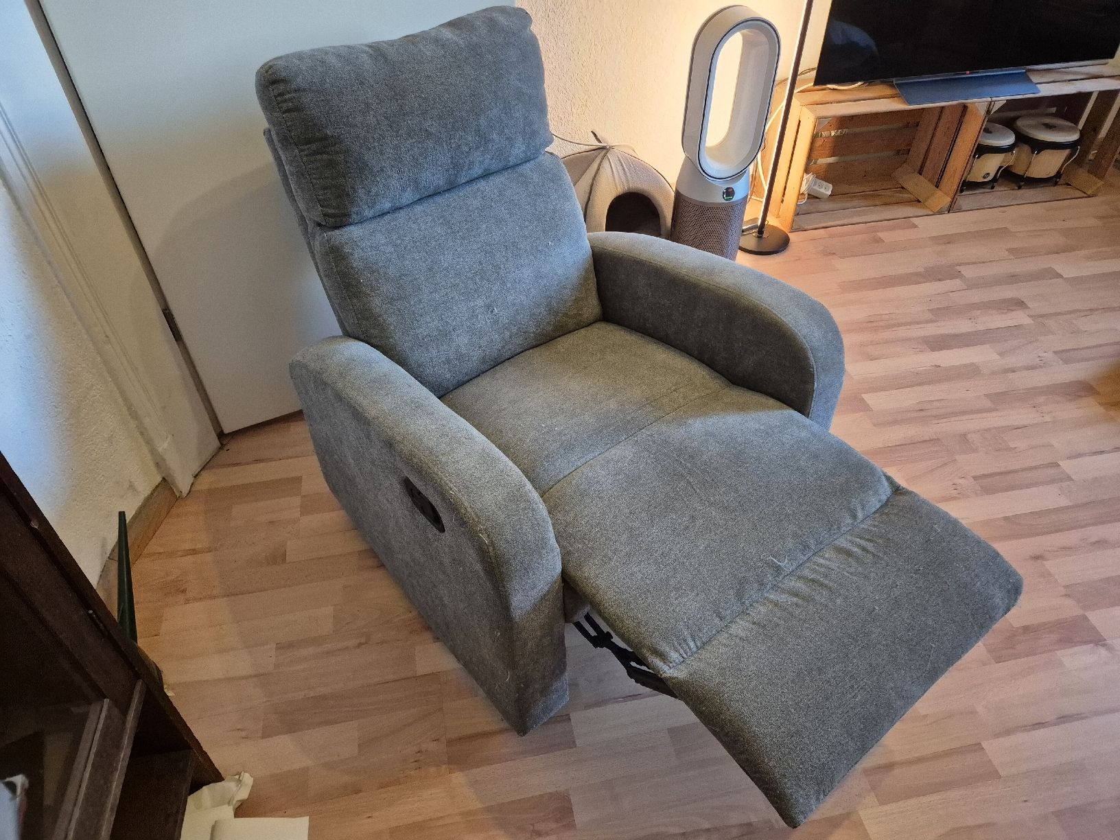 Sessel: Relaxsessel – Gebraucht aus Münchenstein von and_bd2m 1
