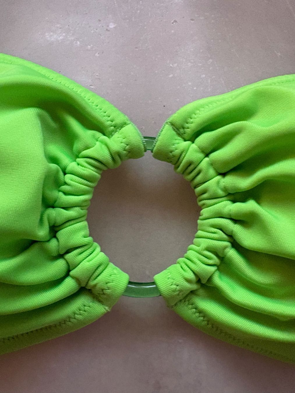 H&M Badekleider & Bikinis: Bikini Top grL Cup C – Gebraucht aus Niederbipp von fashionfuchs 1