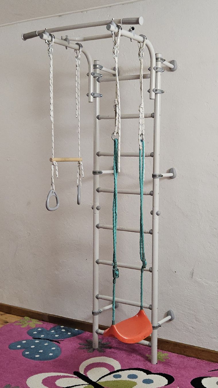 Kletterwände & Klettergriffe: Turngerät Sprossenwand Klettergerüst – Gebraucht aus Murten von RYO_RYO