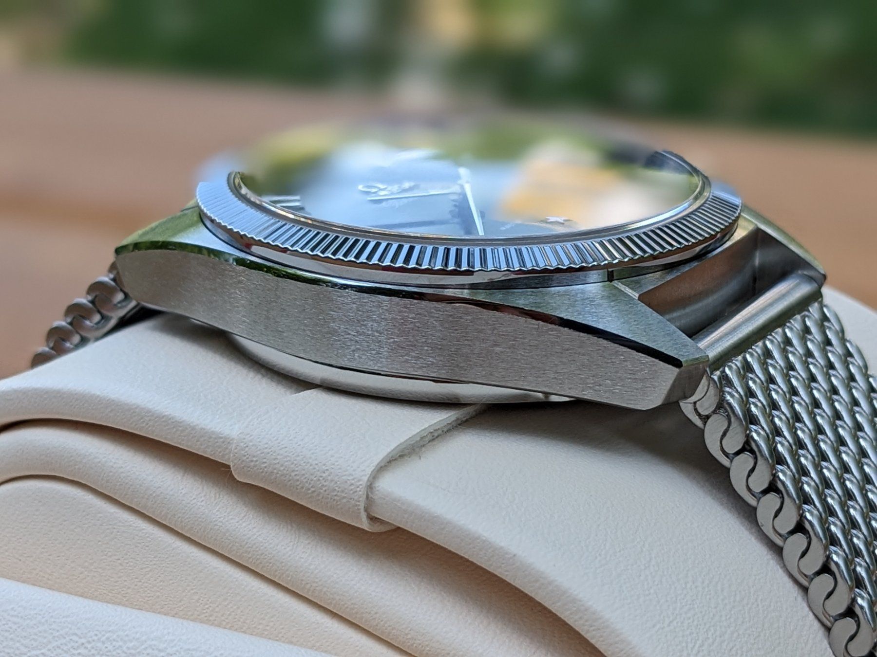 Omega Orologi: Omega Globemaster 130.33.39.21.03.001 mit Holzbox – Nuovo (secondo la descrizione) da Zuerich venduto da blo_qlp9 6