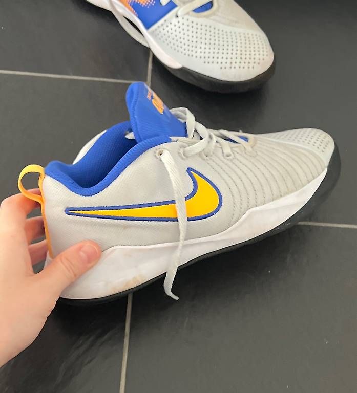 Scarpe da uomo: Nike Sneaker/Basketballschuhe – Usato da Marbach SG venduto da Sonni81 1