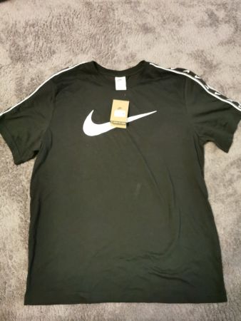 Neues Nike T-Shirt Gr. XL schwarz, ungetragen