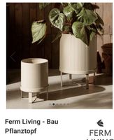 Ferm Living Blumentopf mit Metallständer taupe