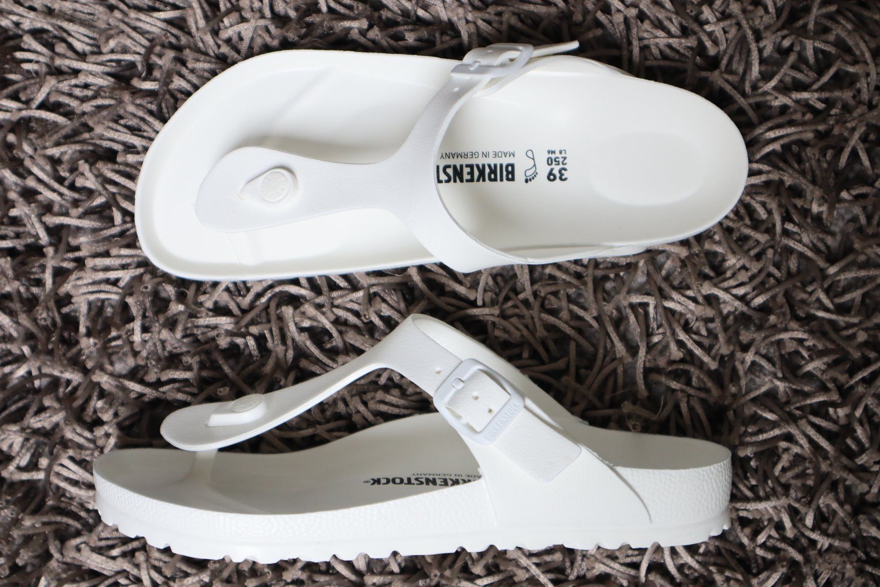 Birkenstock Scarpe da uomo: Birkenstock, Gizeh EVA, Gr. 39, NEU – Nuovo e nell'imballaggio originale da Wattwil venduto da glueck 2