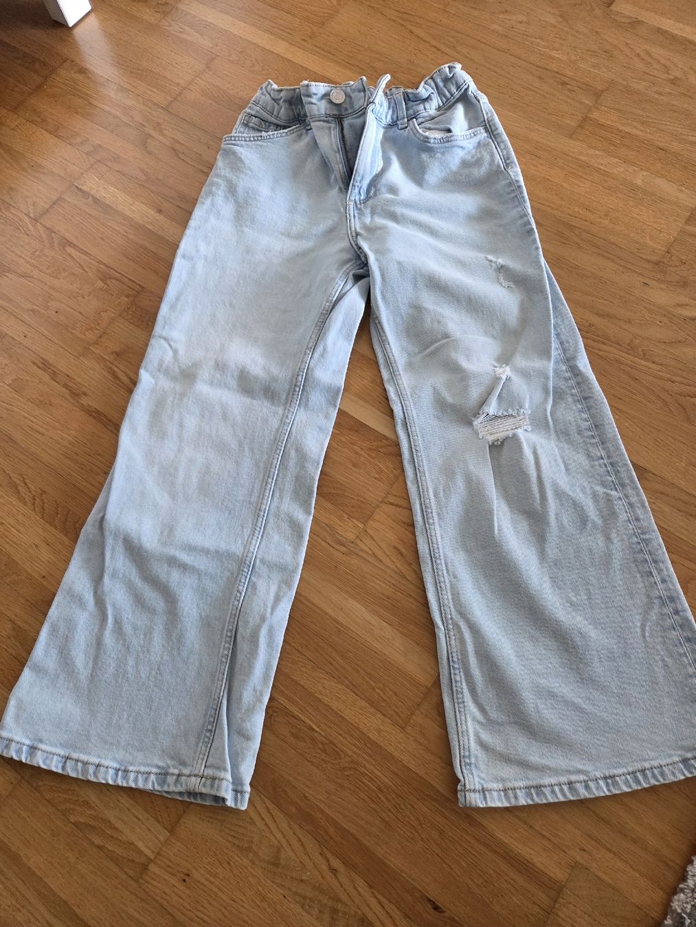 H&M Hosen: Jeans Gr. 134 – Gebraucht aus Root von Melissa011113