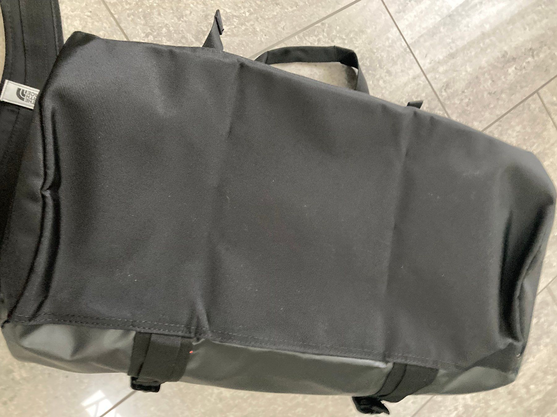 North Face Taschen: The Northface Base Camp Duffel 42 L – Neu (gemäss Beschreibung) aus Allschwil von Raichu.74 3