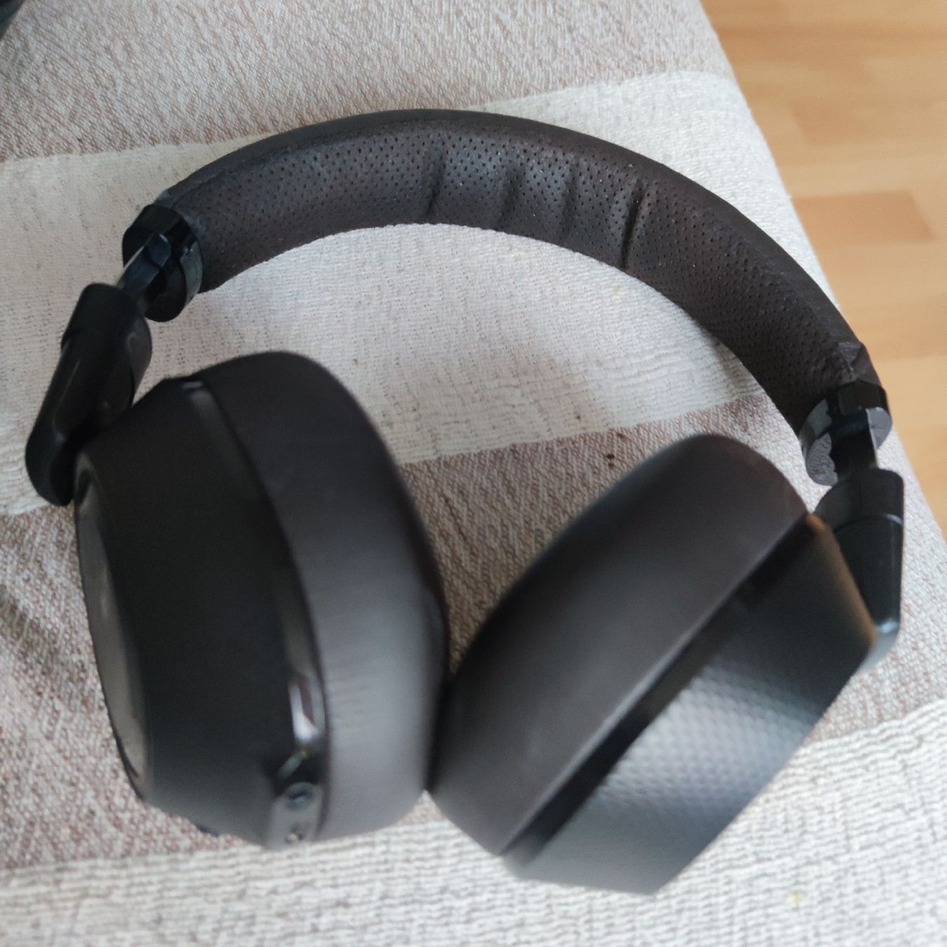 Plantronics Kopfhörer: Plantronics Back Beat Pro 2 – Gebraucht aus Meggen von Malecifent 1