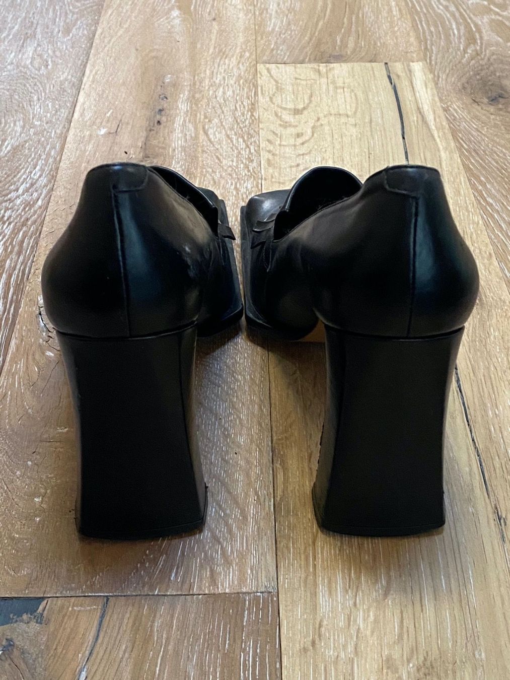 Damenschuhe: Belles chaussures noires. EUR38 – Gebraucht aus Grund b. Gstaad von PlageNeige 2
