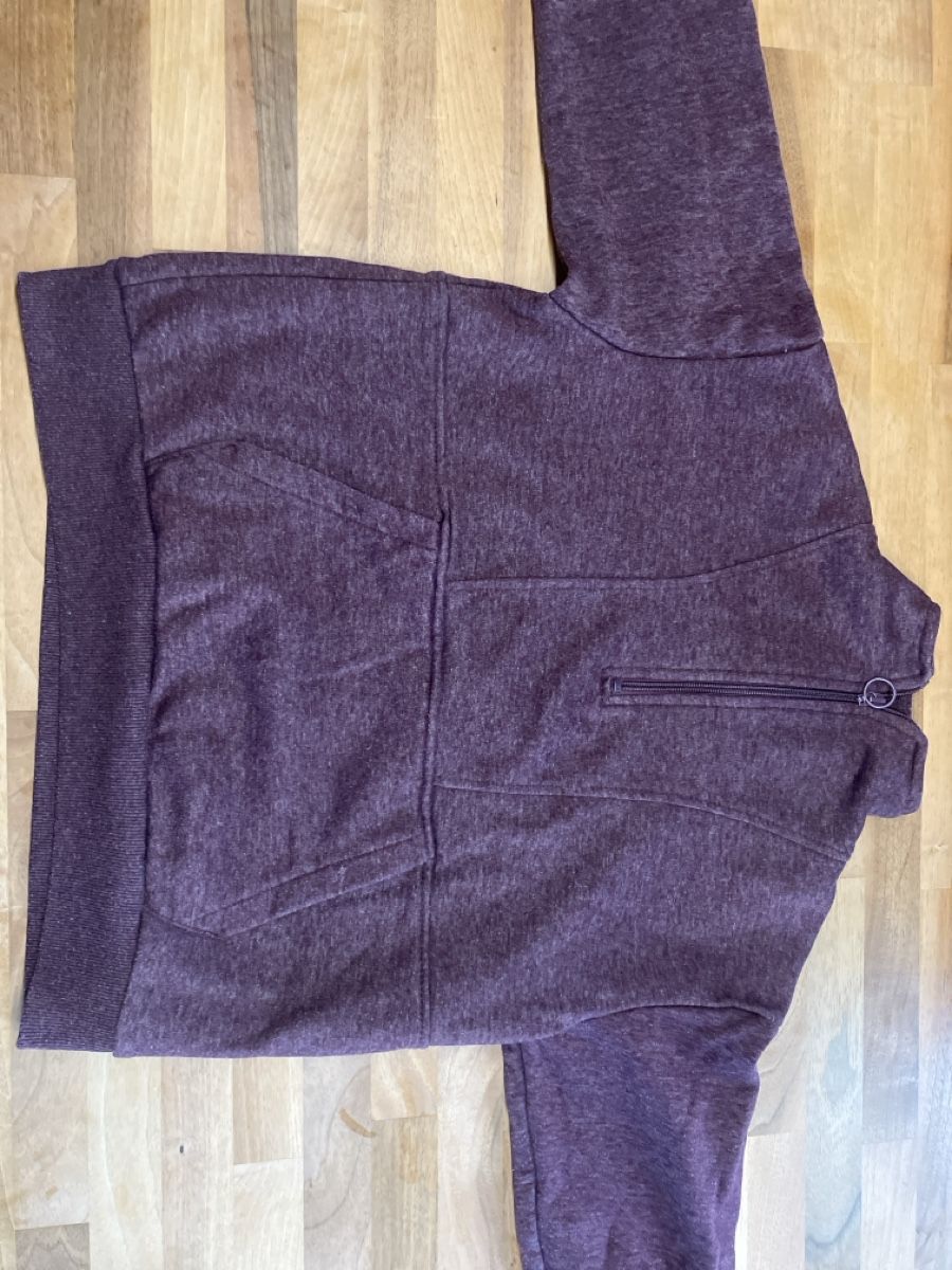 Maglioni & Felpe: Pullover 140 – Usato da Iffwil venduto da LaStrietta